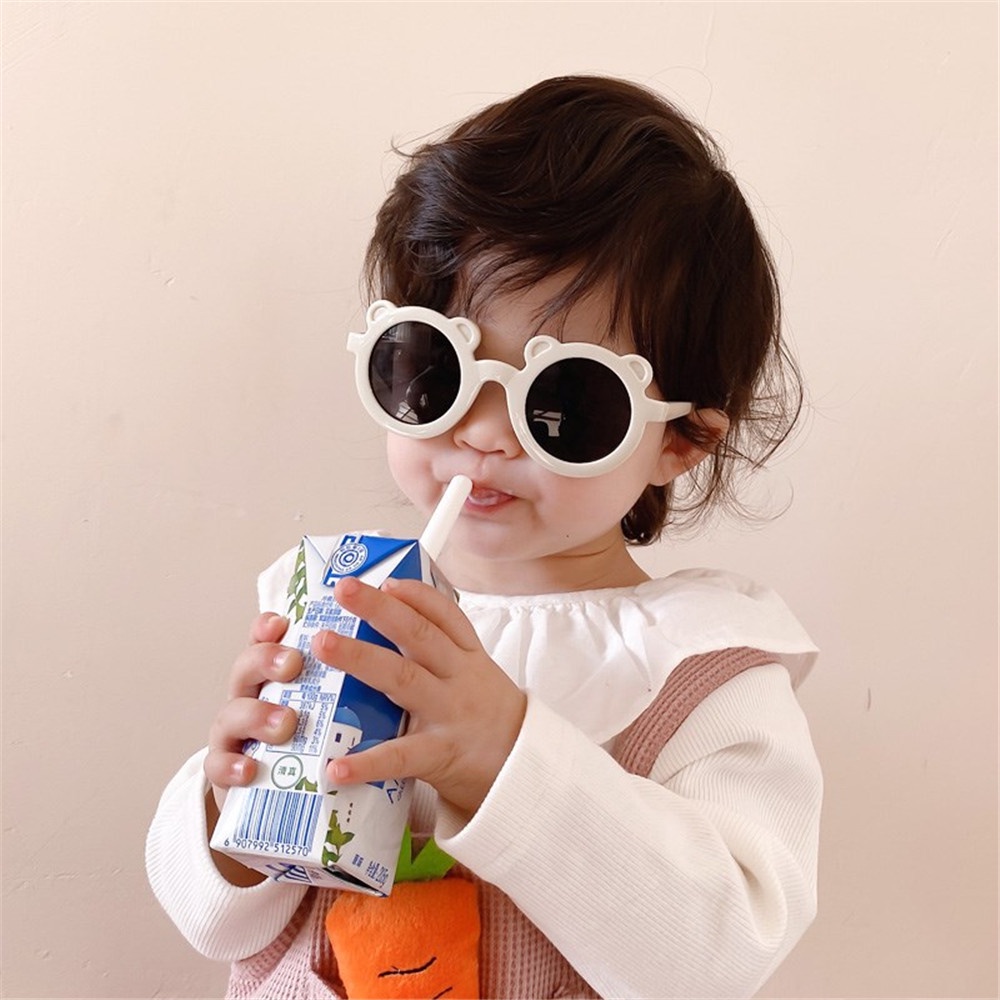 Kính Mát Gọng Tròn Màu Kẹo Hình Gấu Dễ Thương Cho Bé