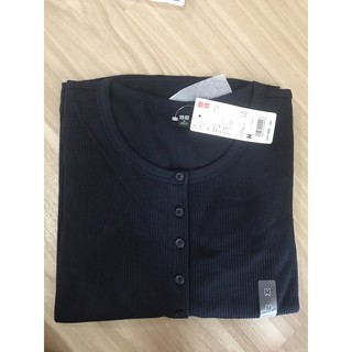 áo len tăm cổ tròn uniqlo