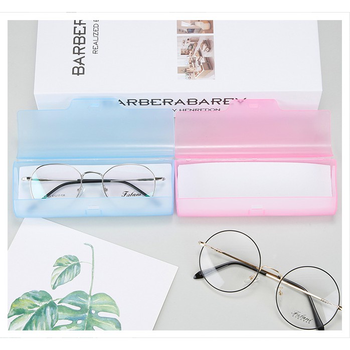 Hộp đựng kính chống sốc - [Tặng kèm khăn lau kính microfiber]