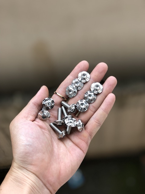 Ốc inox Thái 6li15  - 6li2