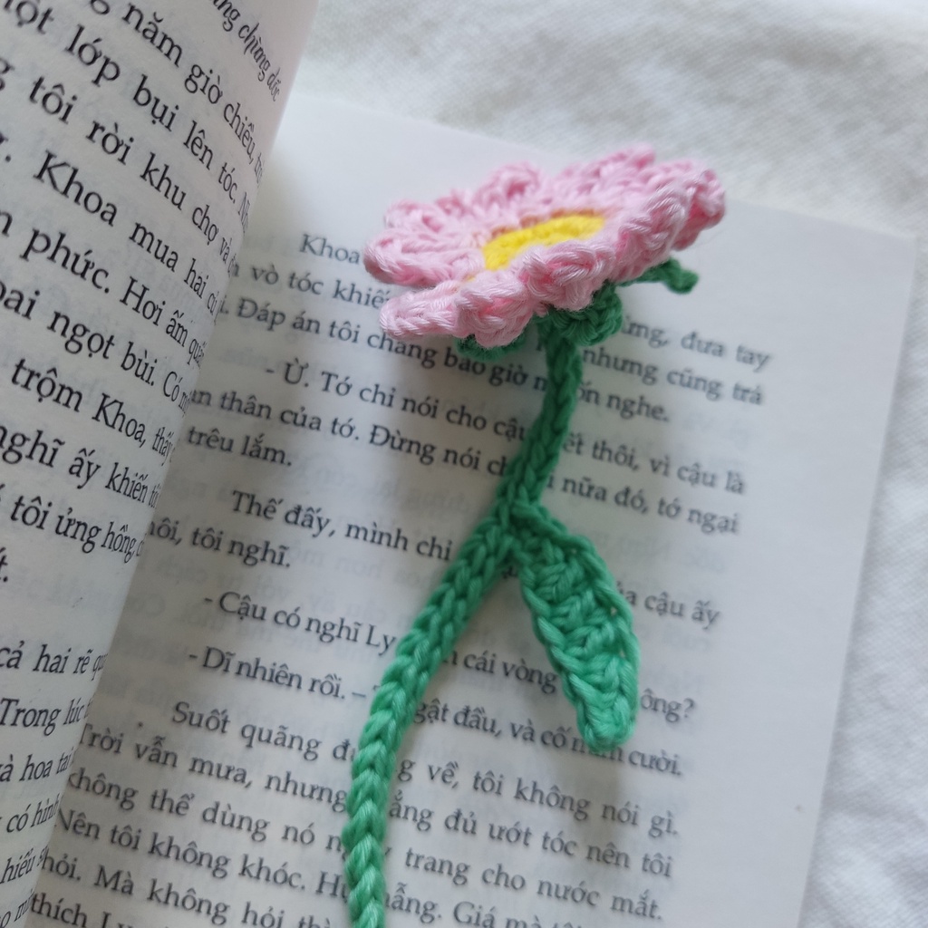 Đánh dấu trang kẹp đánh dấu sách hoa cúc handmade từ len