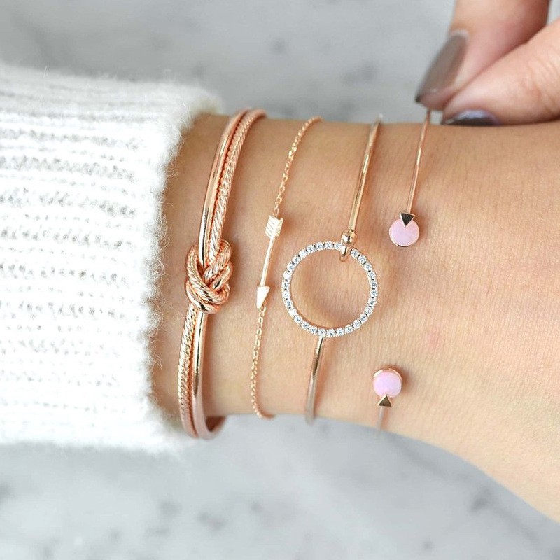 4 Vòng đeo tay đính đá phong cách boho cổ điển thanh lịch cho nữ