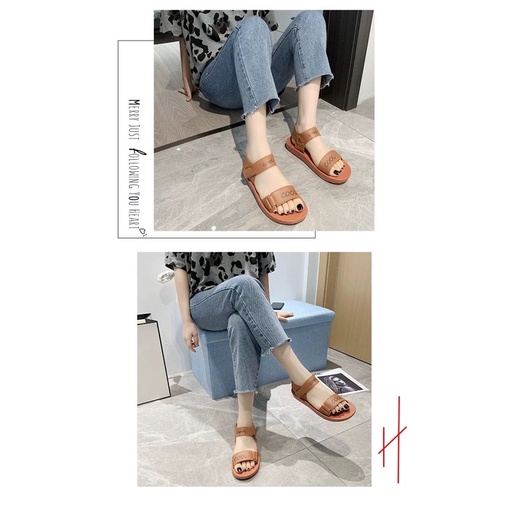 Sandal nữ đi học ulzzang đẹp đế bệt thời trang HARINA SD005