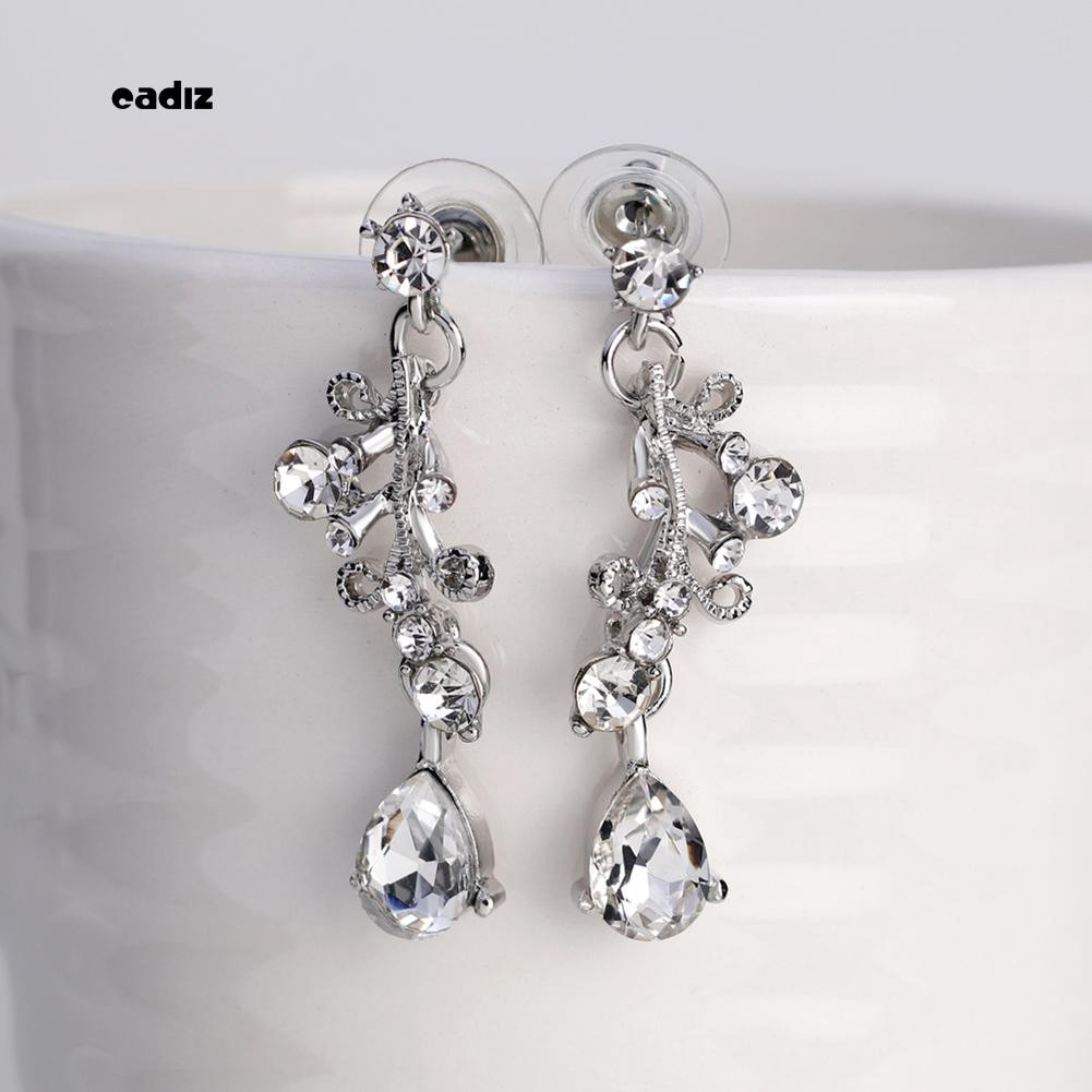 Bộ dây chuyền + bông tai hình giọt nước đính đá sang trọng