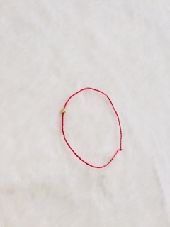 Vòng chỉ đỏ soi mảnh nhỏ xíu xinh xinh Mic charm