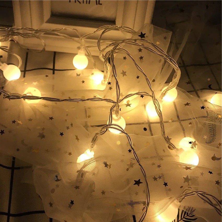 Đầu USB Tiện Dụng Dây Đèn Led Cherry Ball Dài 6 Mét 40 Bóng Tròn Ánh Sáng Vàng Nắng - Đèn Led Trang Trí Nhà Cửa