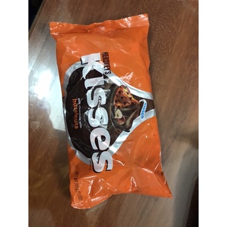 Kẹo socola kisses và hershey