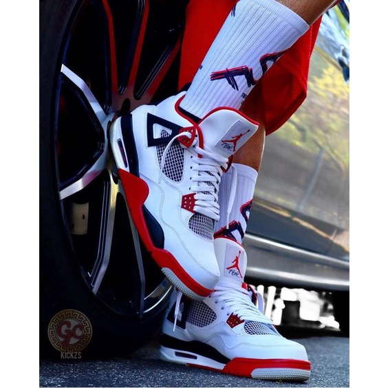 Giày bóng rổ Jodan 4 đỏ trắng