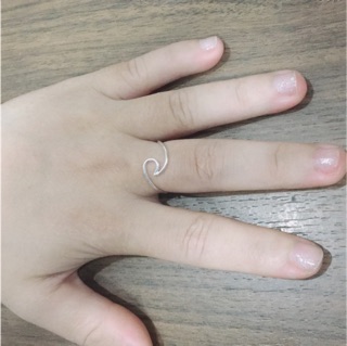 Nhẫn bạc hình sóng biển