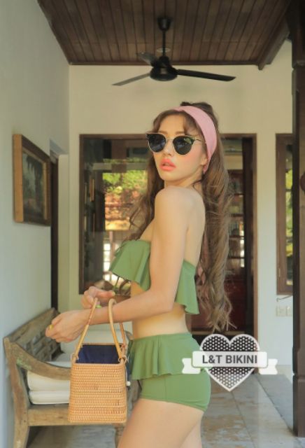 Bikini quây bèo xanh rêu sáng