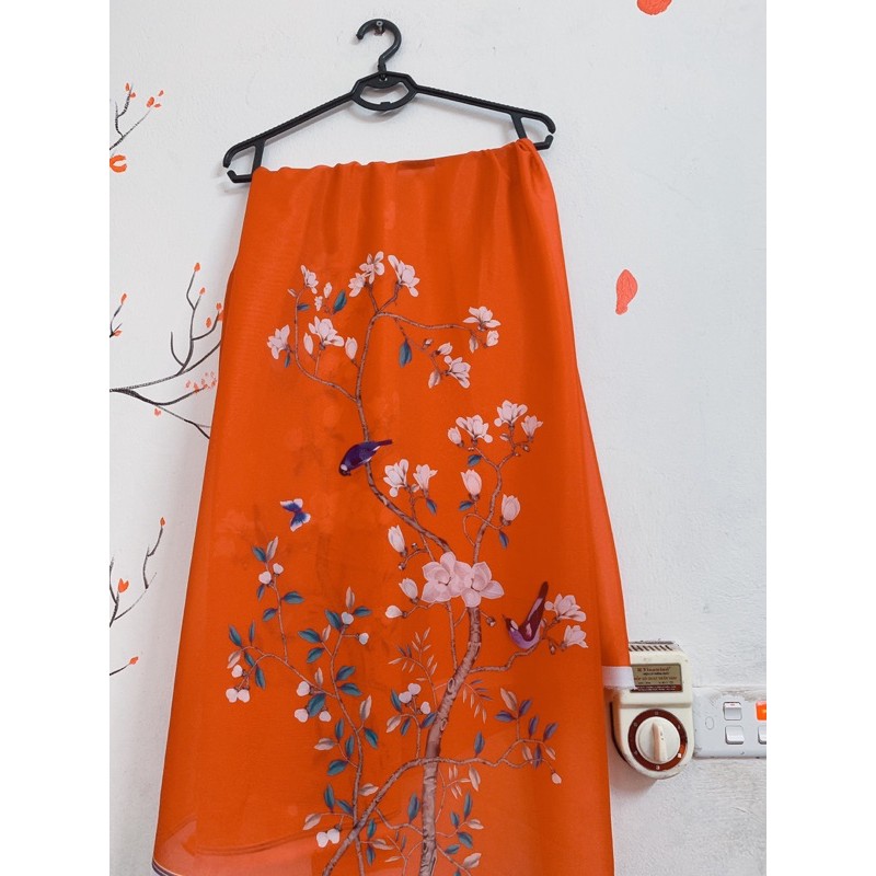 Vải tơ óng để may áo dài cách tân