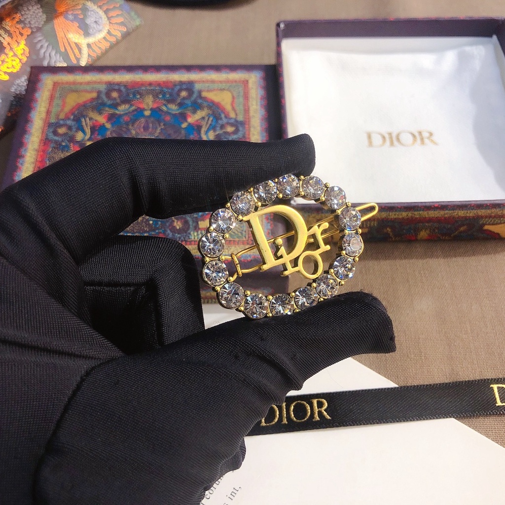 Kẹp tóc Dior bằng thép titan đính kim cương giả thời trang cho nữ