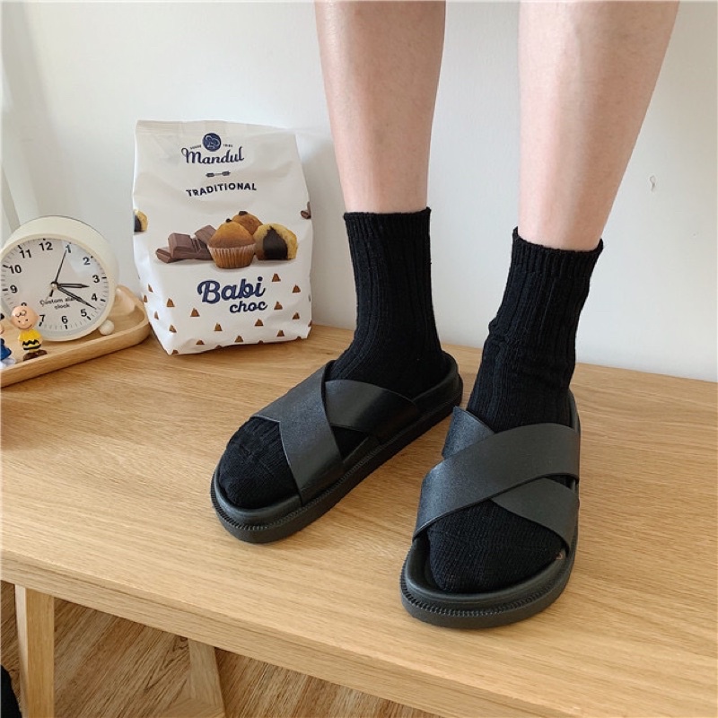 (có sẵn) Dép đi biển nữ quai chéo mùa hè phiên bản Hàn Quốc đế dày chống trượt, D123