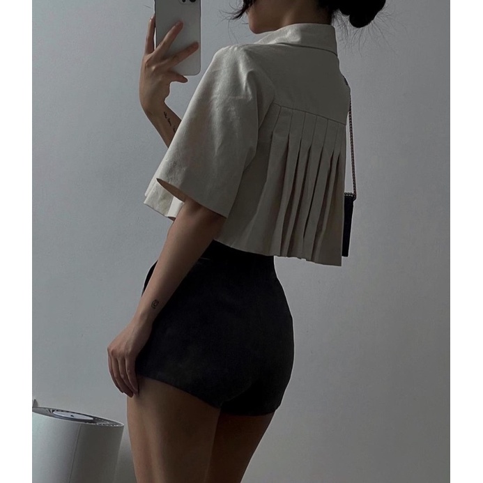 TINNA TOP/ ÁO SƠ MI CROPTOP XẾP LY CỘT NƠ CÁ TÍNH