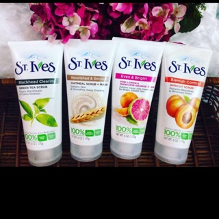 Sữa rửa mặt tẩy tế bào chết St.Ives Oatmeal Skin Apiricot Scrub