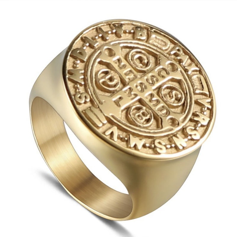 Nhẫn thép không gỉ mạ vàng khắc chữ thời trang cho nam