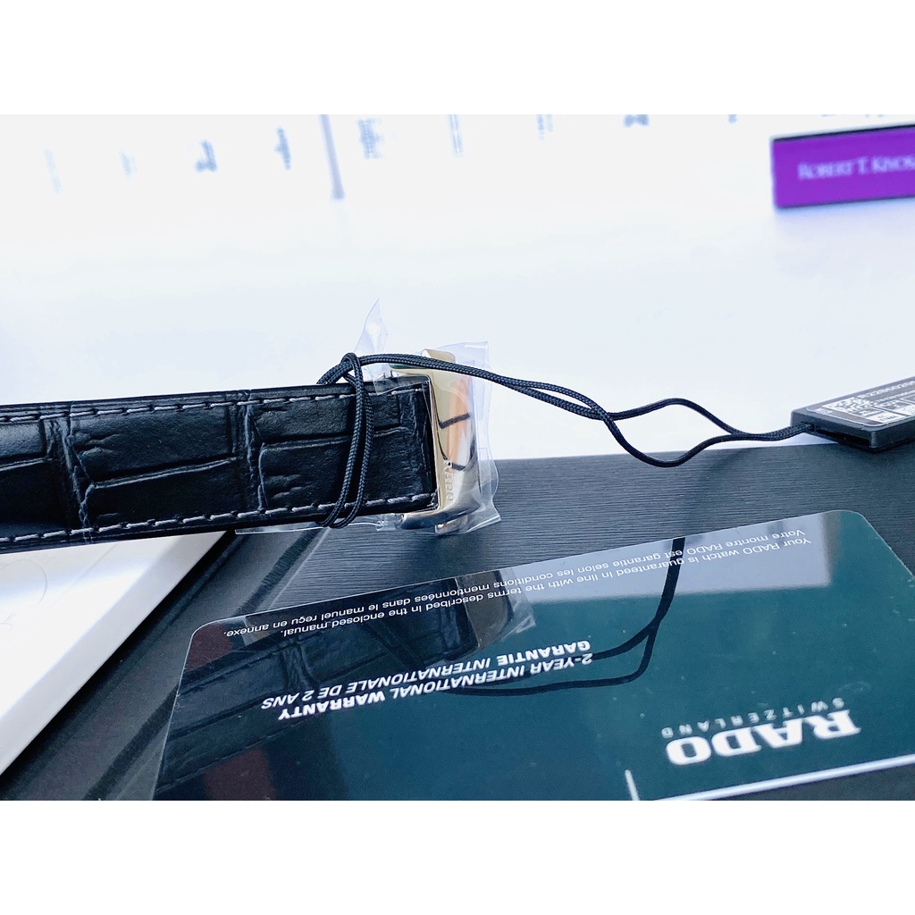 Đồng hồ nam dây da Rado Coupole Classic R22860205