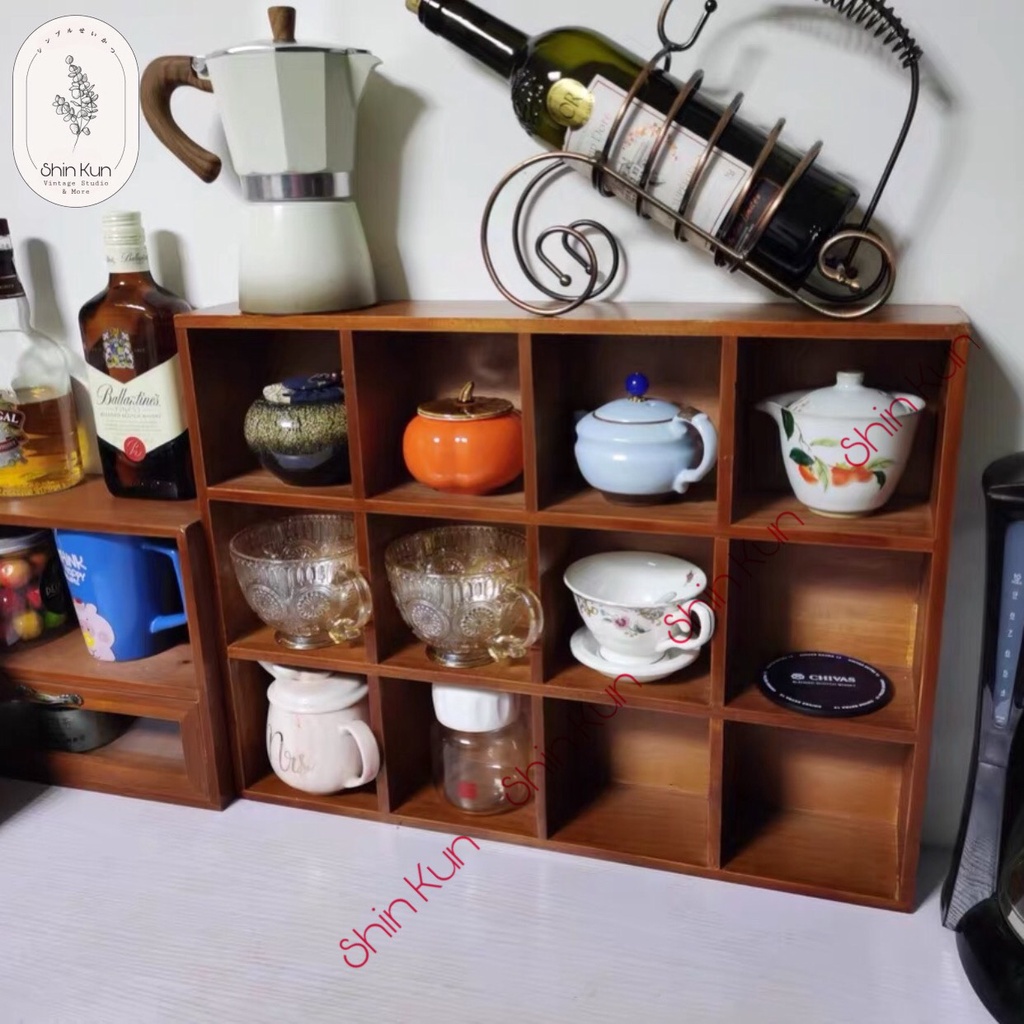 Kệ Gỗ Treo Tường Đựng Cốc Chén Ly 12 Ngăn Phong Cách Vintage Retro SS29