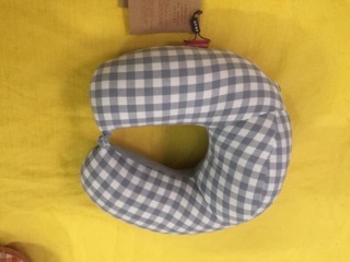 Gối chữ U Muji