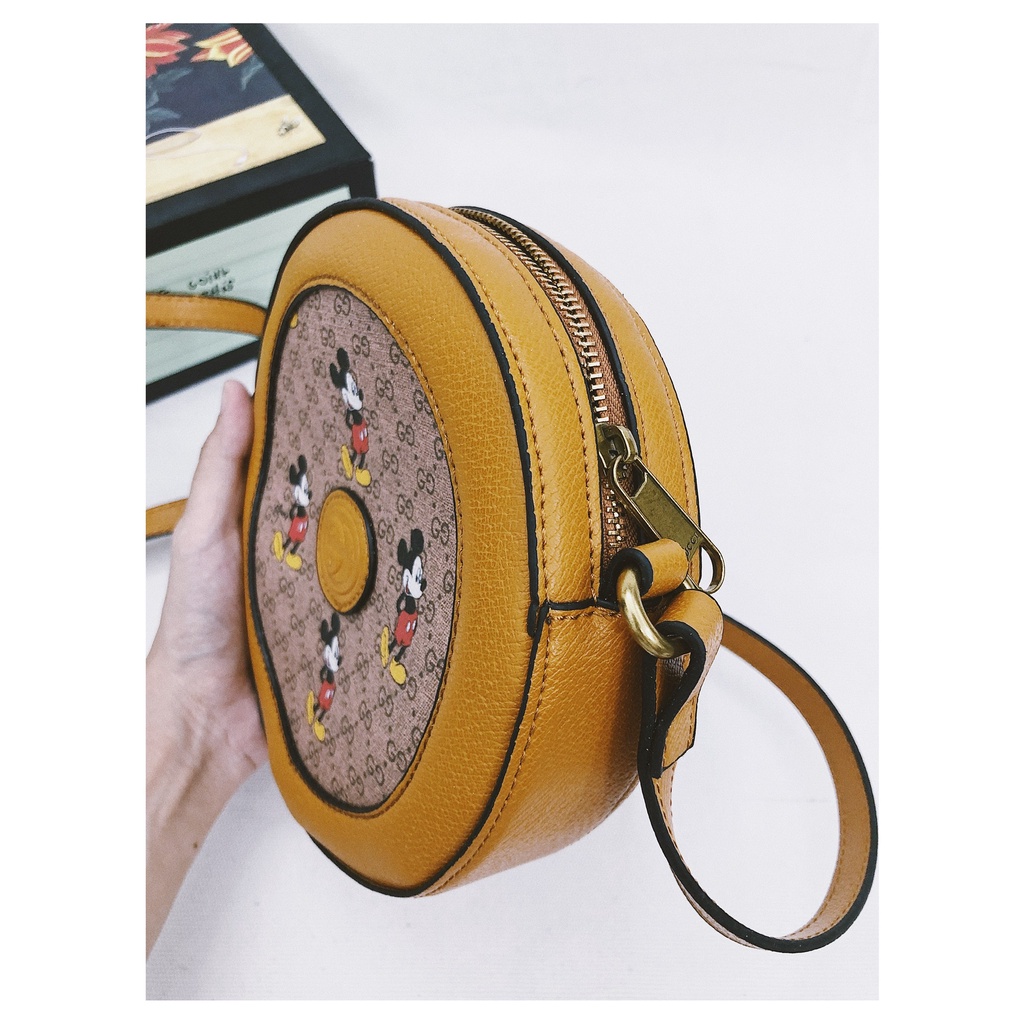 Túi xách đeo chéo GC mickey da canvas mềm form tròn fulbox • 06
