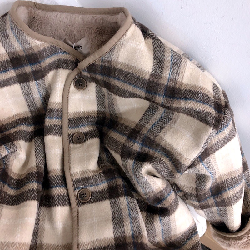 Áo khoác len phối nhung sọc caro phong cách Hàn Quốc cho bé