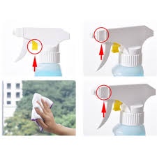 Nước xịt vệ sinh kính Rocket 300ml Hàng Nhật Chính Hãng