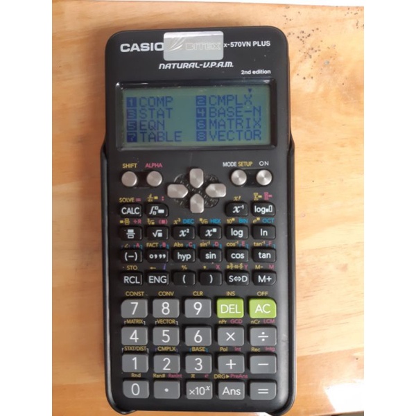 Máy tính Casio FX 570VN plus 2nd Edition 90% (dư dùng nên bán lại)