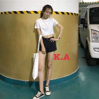 Áo croptop thụng hít hót