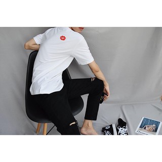 Kiss Tee