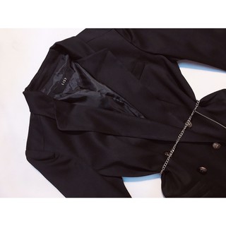 Khoác vest blazer đen 4 nút kim loại