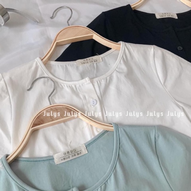 [Mã FAMAYWA giảm 10K đơn 50K] Áo croptop cúc - ảnh thật | BigBuy360 - bigbuy360.vn