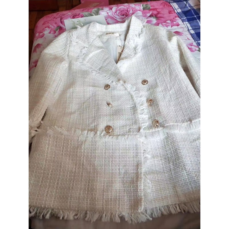 Áo khoác dạ tweed trắng be cổ vest tua rua dáng lỡ