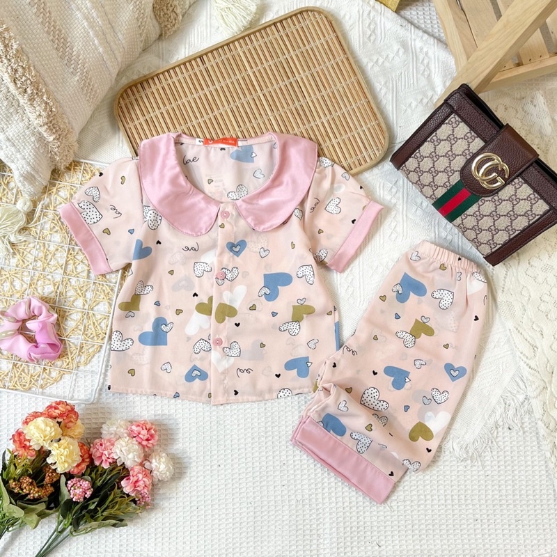 Bộ  Pijama Vải Mango Cộc Quần  Lửng cổ sen  Cho Bé Gái