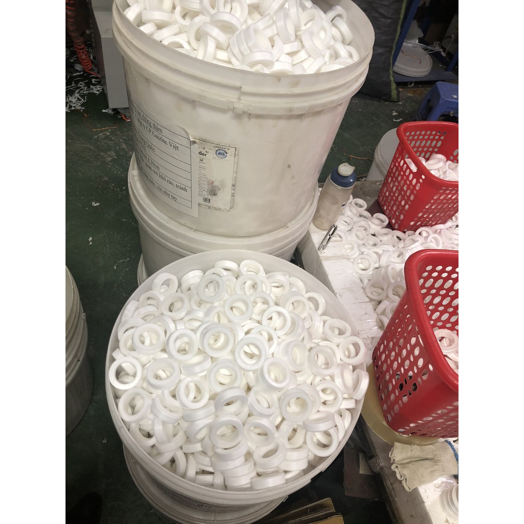 Hộp 200 Cuộn Băng Tan IRICO 10m - Cao Su Non 10m
