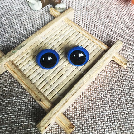 Mắt thú có chốt xoắn handmade