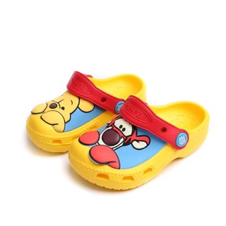Dép crocs gấu pooh ❤️