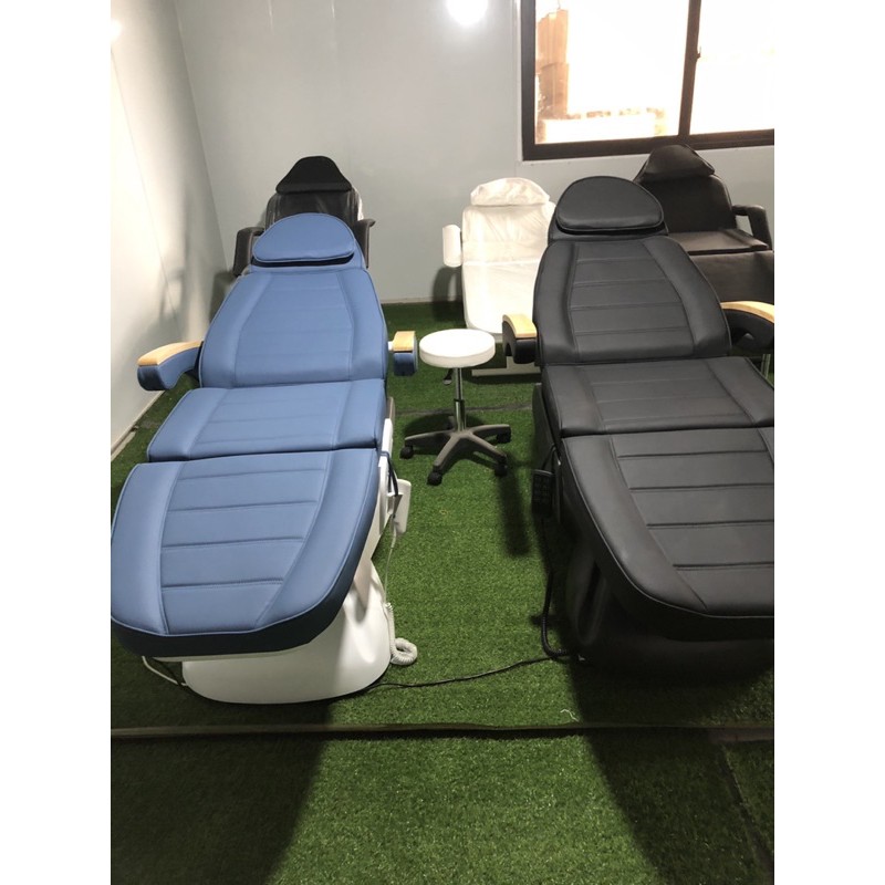 Giường tiêm chỉnh điện 4 Motor