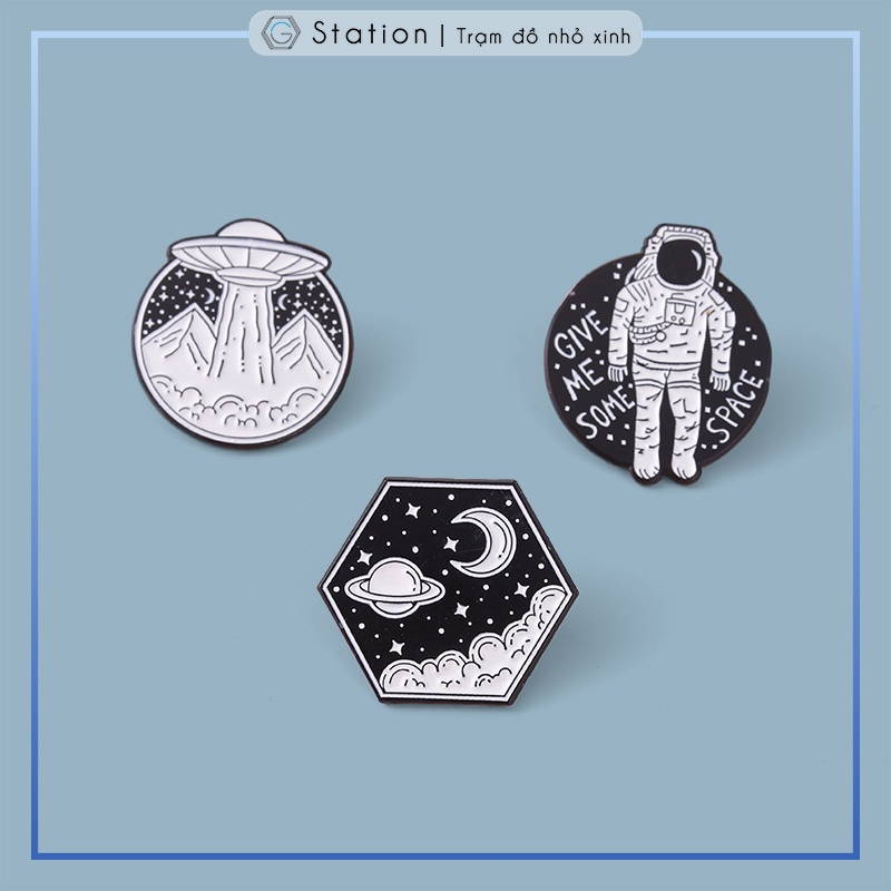 Pin cài áo không gian Space Astronaut UFO - GC494