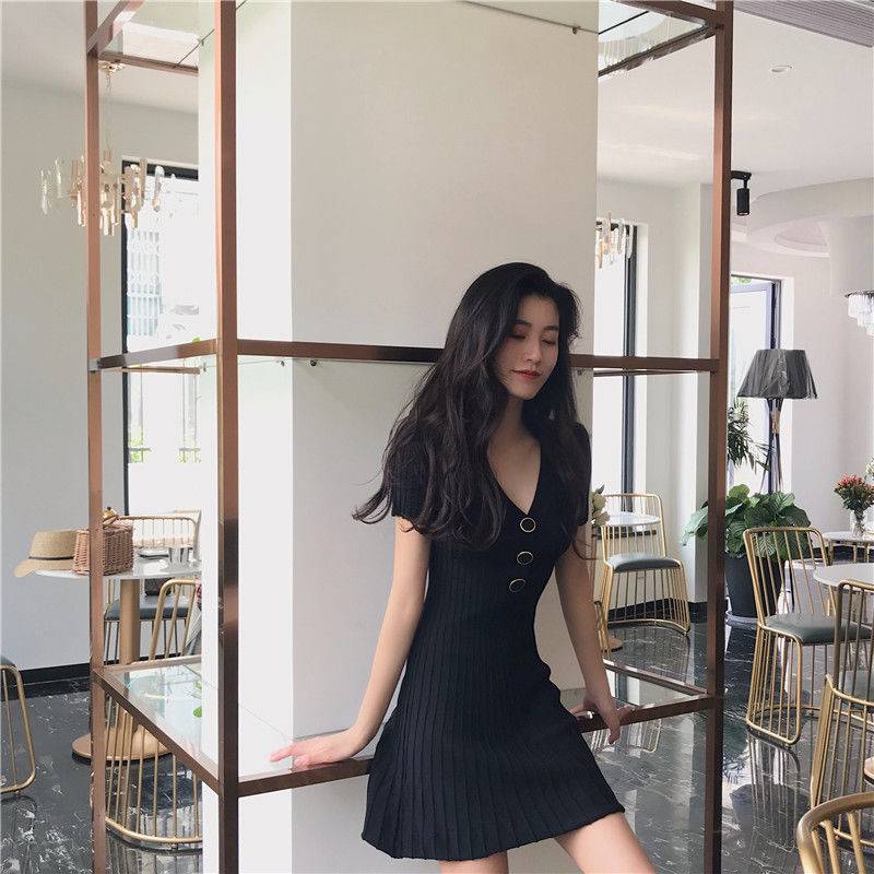 Đầm Nữ Tay Ngắn Cổ Chữ V Thời Trang Quyến Rũ | BigBuy360 - bigbuy360.vn