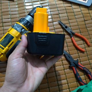 Pin Dewalt 3s 12.6v đóng mới