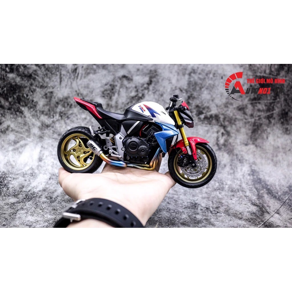 MÔ HÌNH XE HONDA CB 1000R ĐỘ HRC - PÔ SC AUTONO1 D140