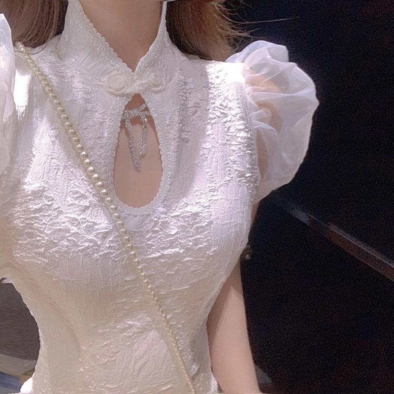 Đầm sườn xám tay bồng xẻ đùi siêu xinh