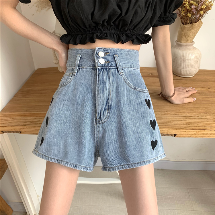 Quần Short Denim Nữ Lưng Cao Thêu Hình Trái Tim