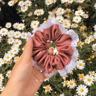 Buộc tóc phối ren màu hồng ruốc - Scrunchies