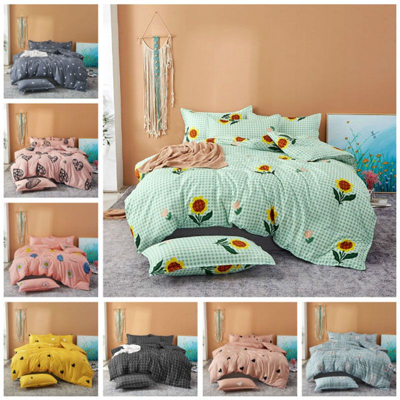 Bộ Chăn Ga Và Vỏ Gối In Hoa Xinh Xắn