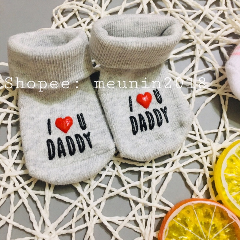 Tất len sơ sinh I LOVE MUM- I lOVE DAD cho bé trai và bé gái (size 0-3m)