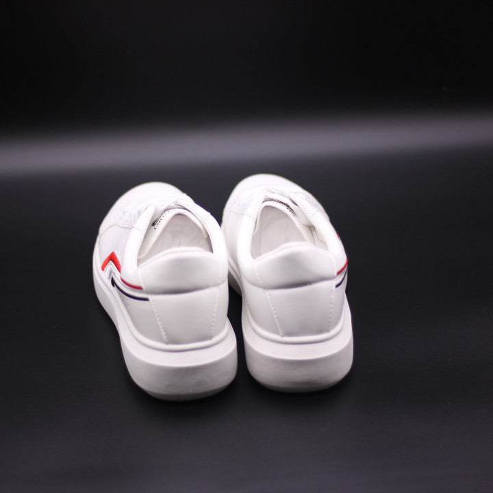 Giày sneaker trắng thêu 3 màu Koin N87