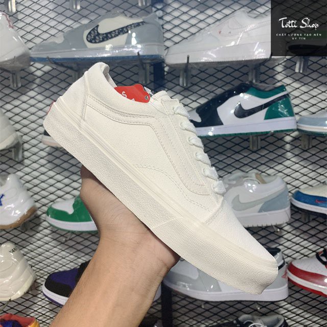 Giày Vault Trắng Nam Nữ