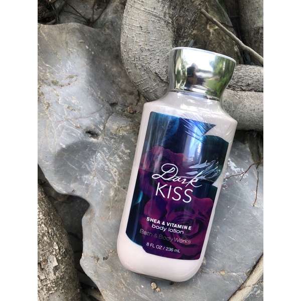 Sữa dưỡng thể Bath body works - Dark Kiss