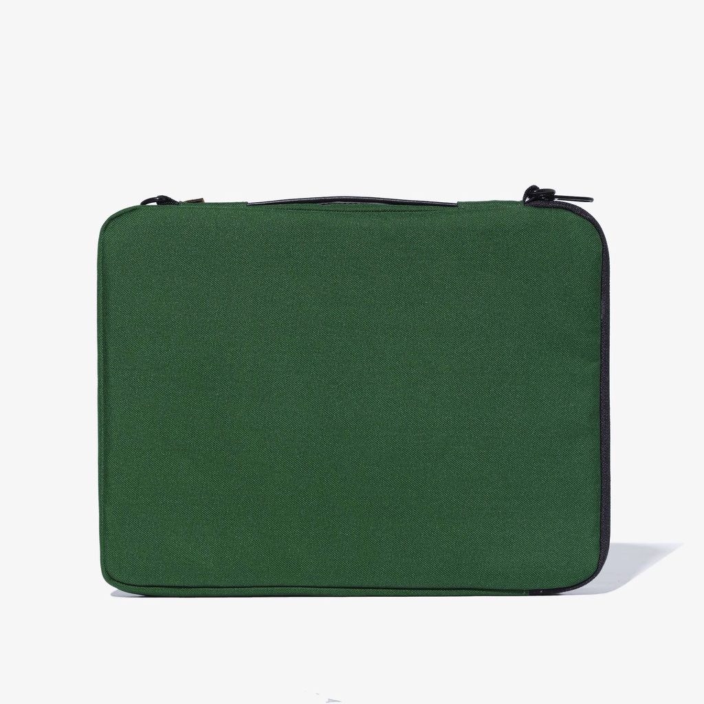 Túi đeo chéo đựng laptop DIM Laptop Bag - Chất liệu chống thấm nước